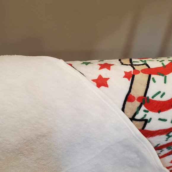 Snack Cake Christmas Tree Blanket - Picture 5 of 5